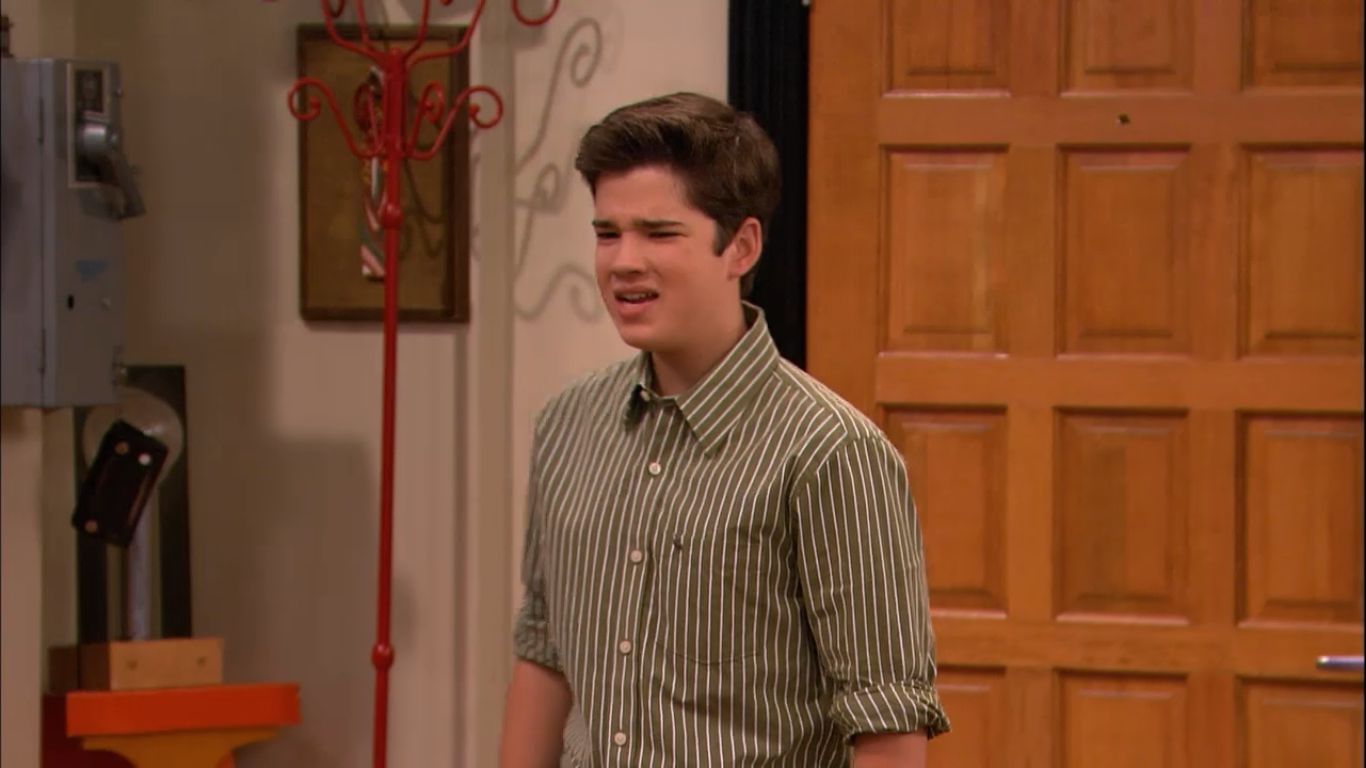 Picture Of Nathan Kress In Icarly Episode Iwant My Website Back