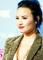 Demi Lovato : demi-lovato-1384376261.jpg
