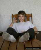 Justin Bieber : justin-bieber-1334171607.jpg
