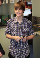 Justin Bieber : justinbieber_1275660144.jpg