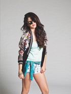 Selena Gomez : selena-gomez-1364889483.jpg