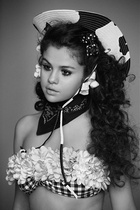 Selena Gomez : selena-gomez-1424377789.jpg