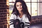 Selena Gomez : selena-gomez-1425006901.jpg