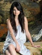 Selena Gomez : selena_gomez_1269192503.jpg