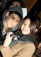 Selena Gomez : selena_gomez_1287554445.jpg
