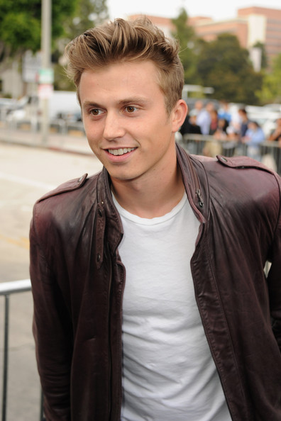 Kenny Wormald in Footloose