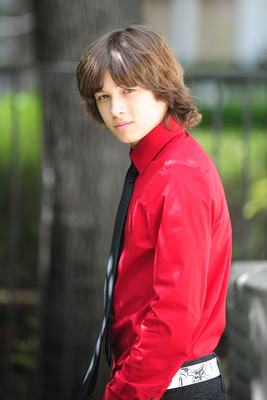 General photo of Leo Howard