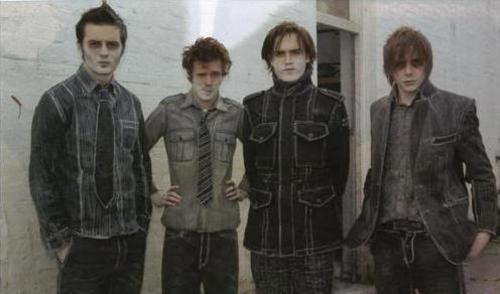 General photo of McFly