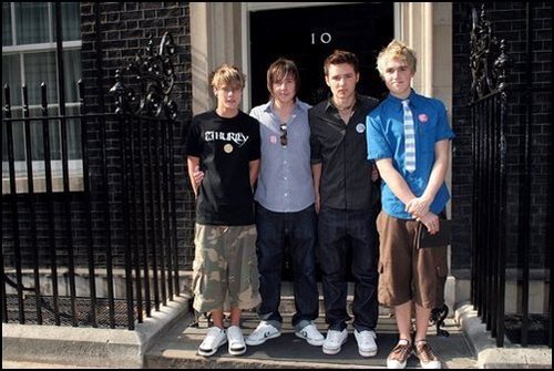 General photo of McFly