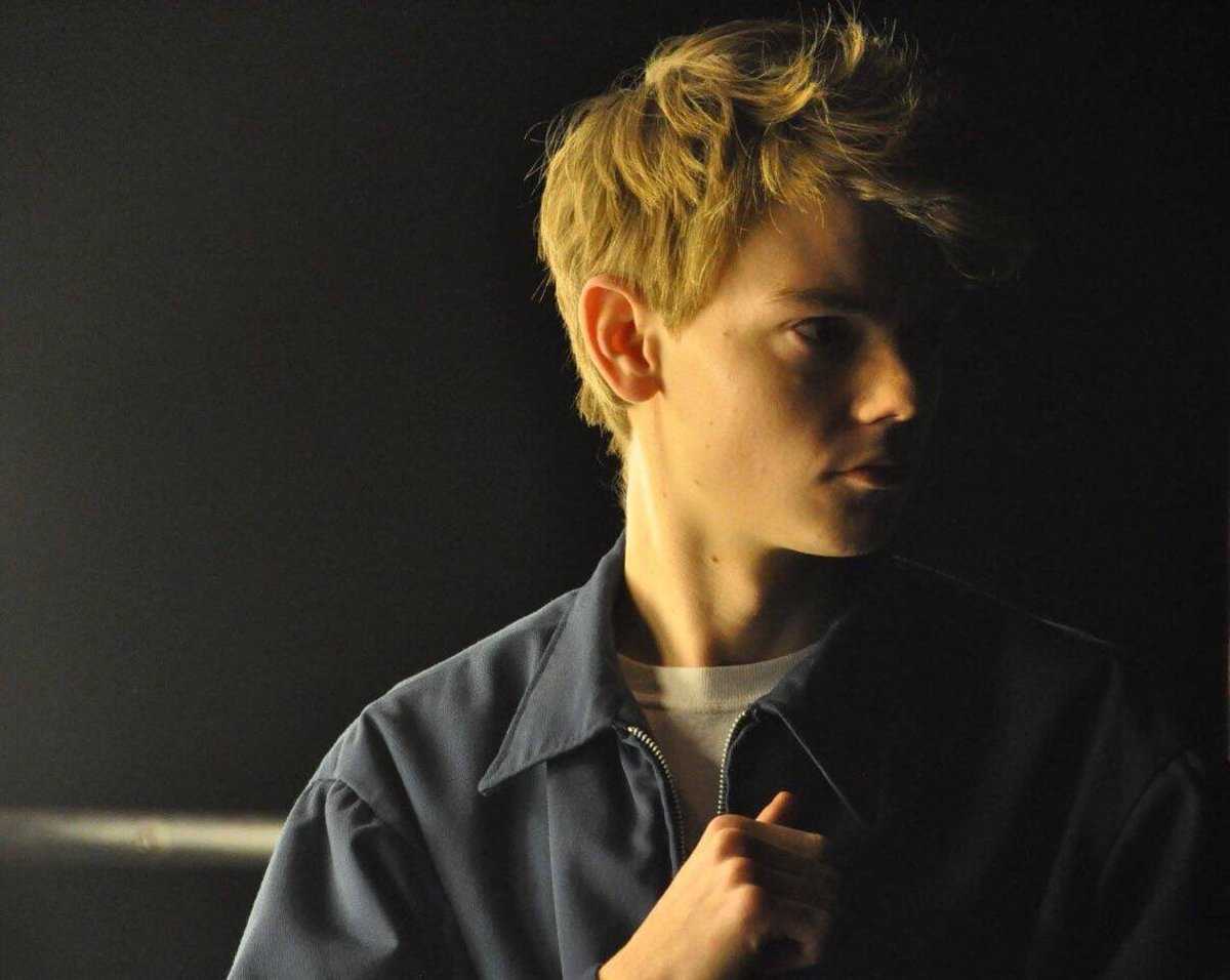 General photo of Thomas Sangster