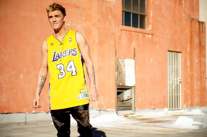 General photo of Aaron Carter