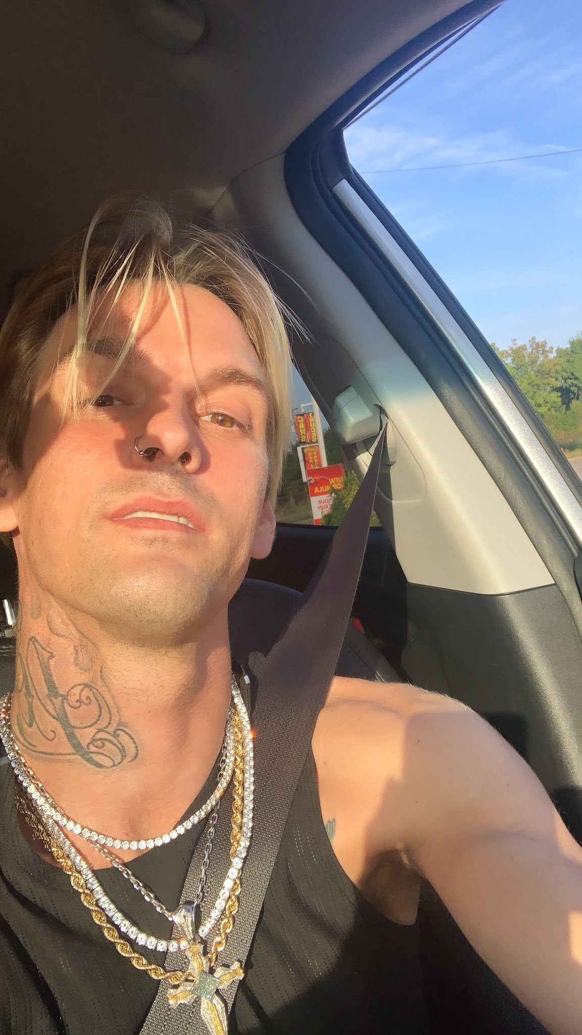 General photo of Aaron Carter