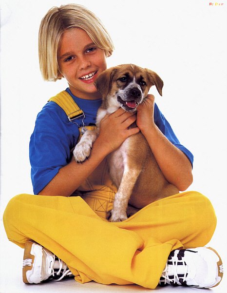 General photo of Aaron Carter