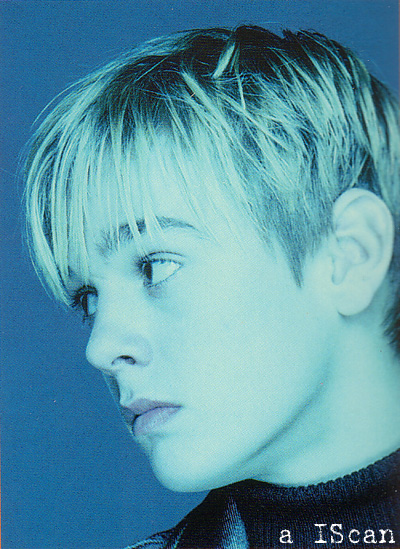 General photo of Aaron Carter