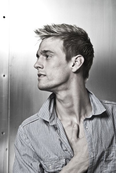 General photo of Aaron Carter