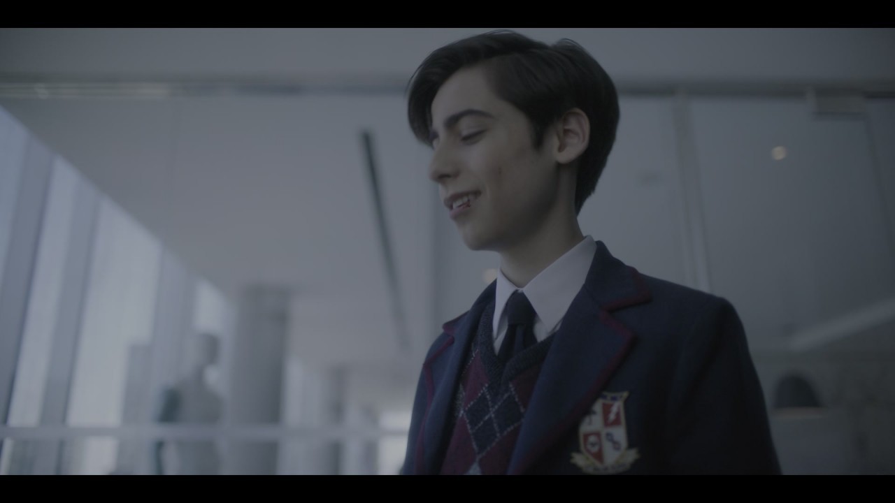 Picture of Aidan Gallagher in The Umbrella Academy - aidan-gallagher ...