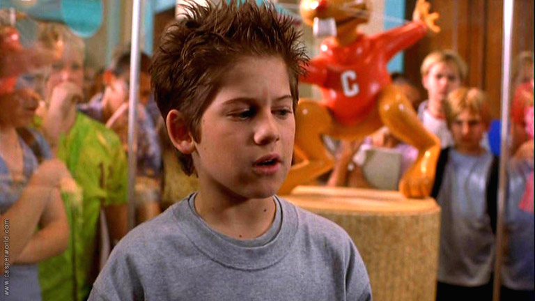 Alex D. Linz in Max Keeble's Big Move