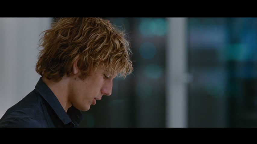 Alex Pettyfer in Beastly