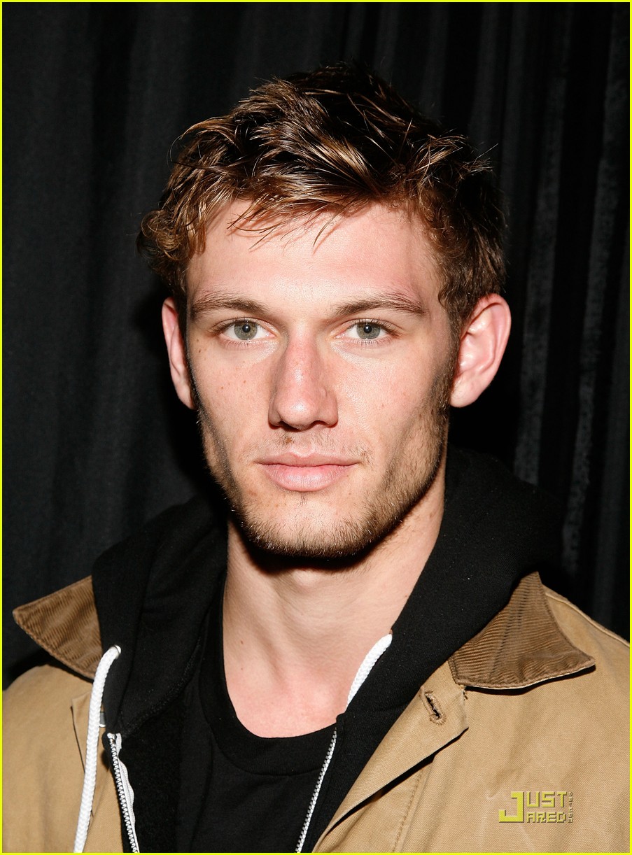 General photo of Alex Pettyfer