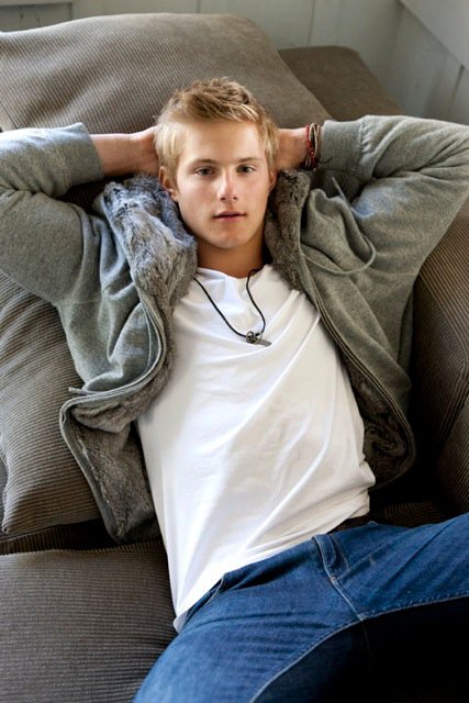 Picture Of Alexander Ludwig In General Pictures Alexanderludwig1301150294 Teen Idols 4 You