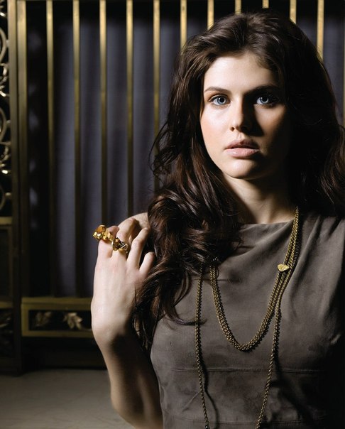 General photo of Alexandra Daddario