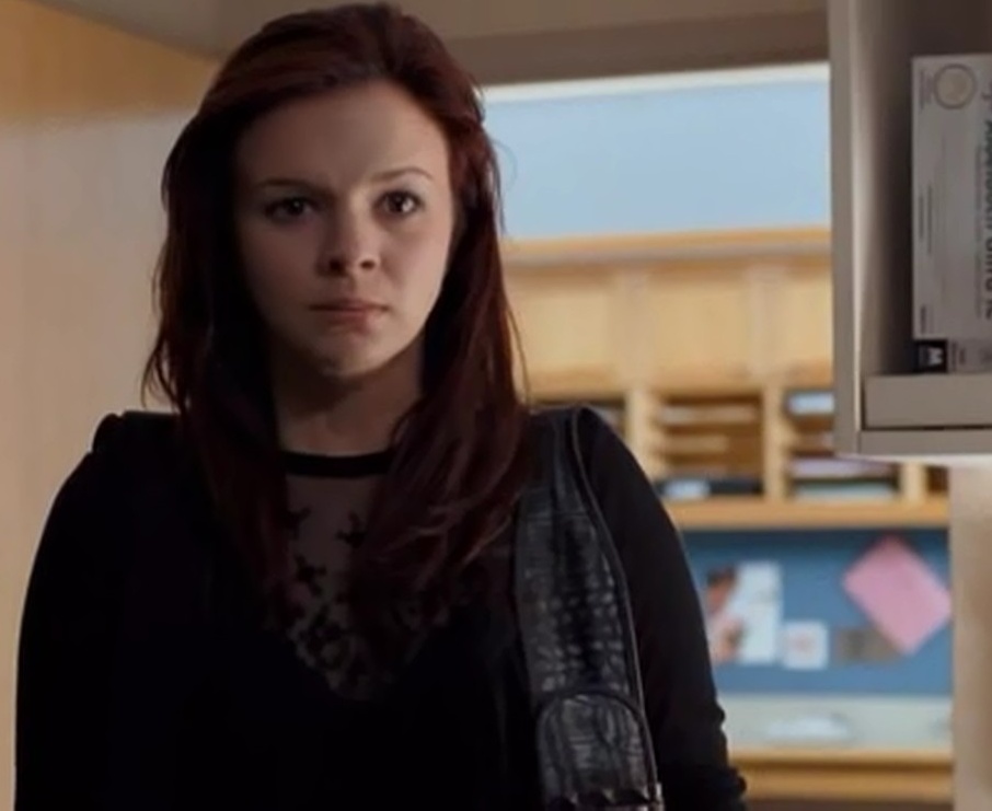 Amber Tamblyn in The Sisterhood of the Traveling Pants 2