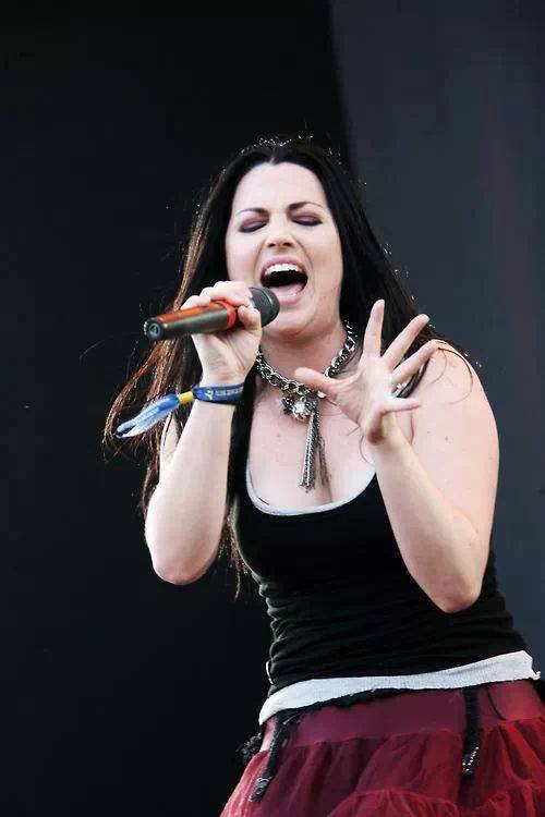 General photo of Amy Lee