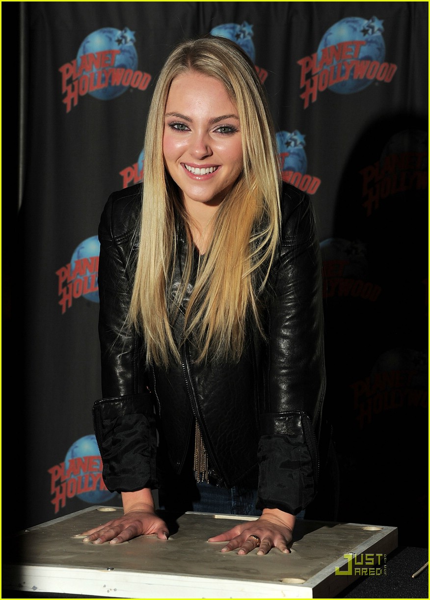 General photo of AnnaSophia Robb