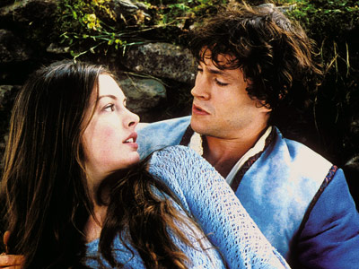 Anne Hathaway in Ella Enchanted