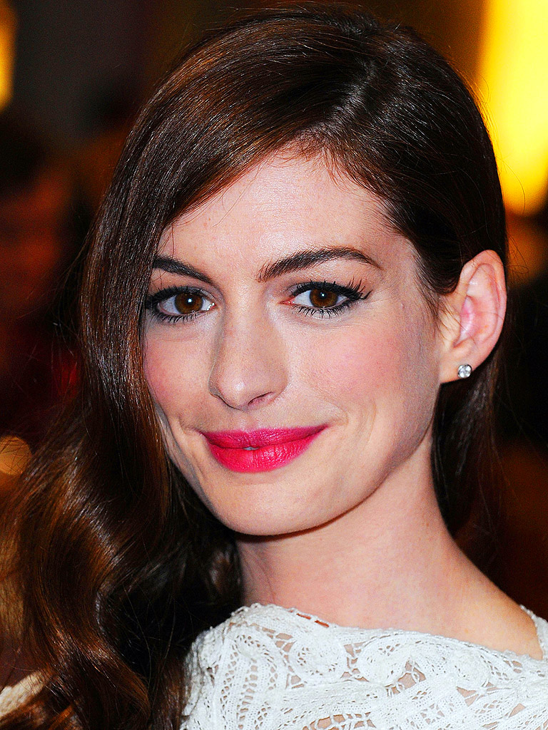 General photo of Anne Hathaway