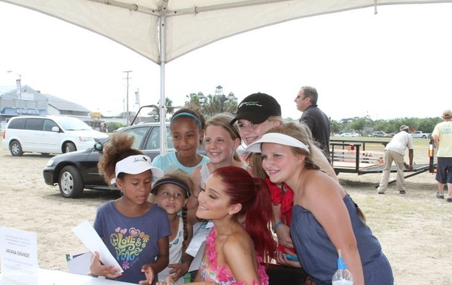 General photo of Ariana Grande