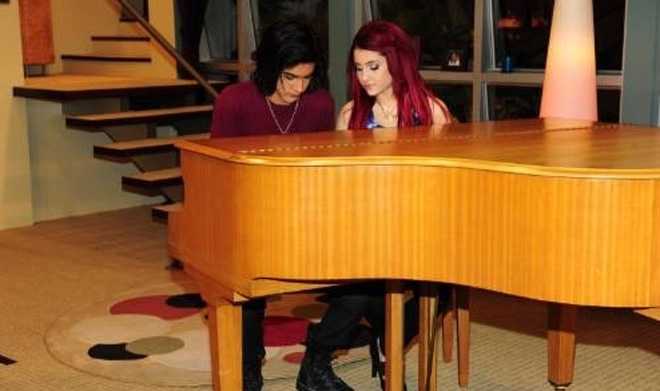 Ariana Grande in Victorious: (Season 1)