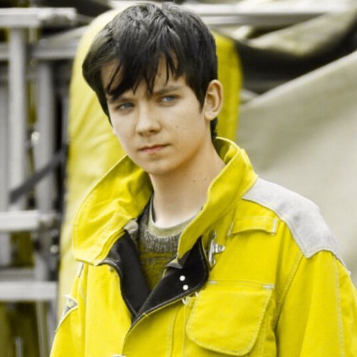 General photo of Asa Butterfield