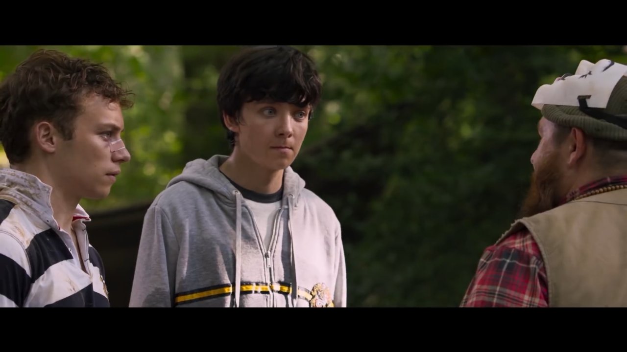 Asa Butterfield in Slaughterhouse Rulez