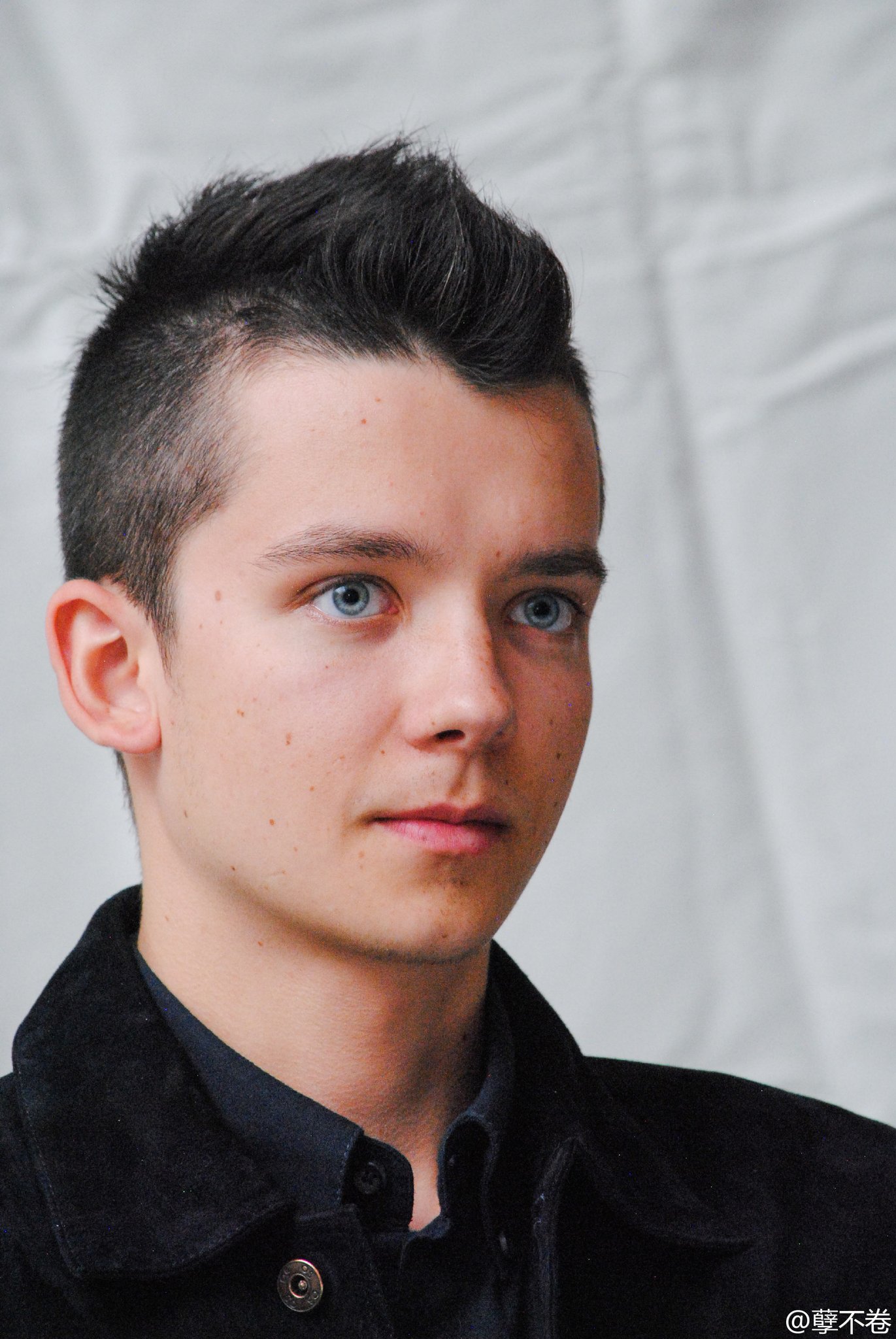 General photo of Asa Butterfield