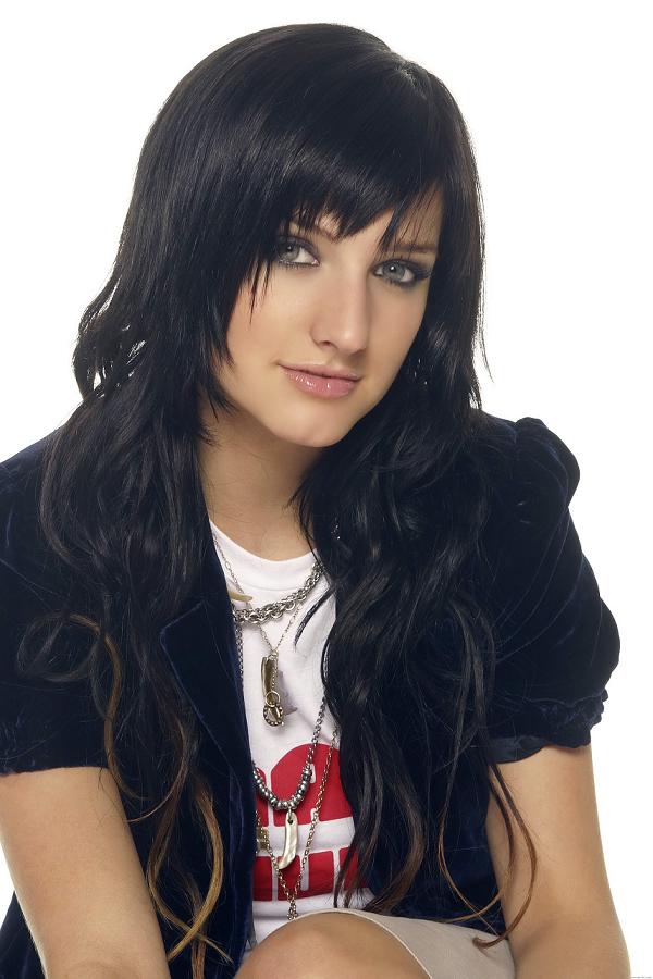 General photo of Ashlee Simpson-Wentz