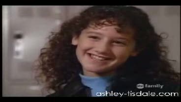 Ashley Tisdale in 7th Heaven, episode: Breaking Up Is Hard To Do