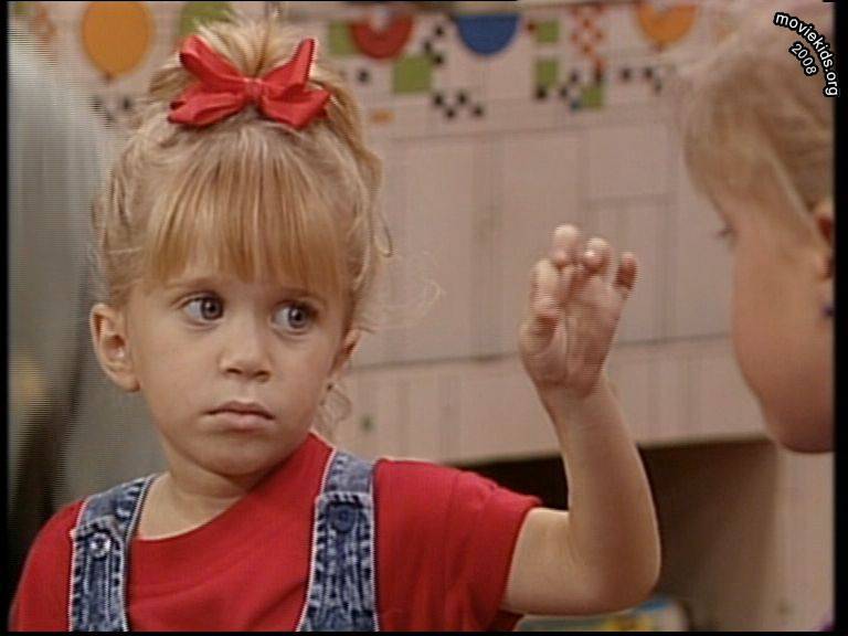 Ashley Olsen in Full House, episode: A Pinch for a Pinch