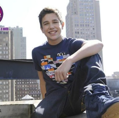 General photo of Austin Mahone