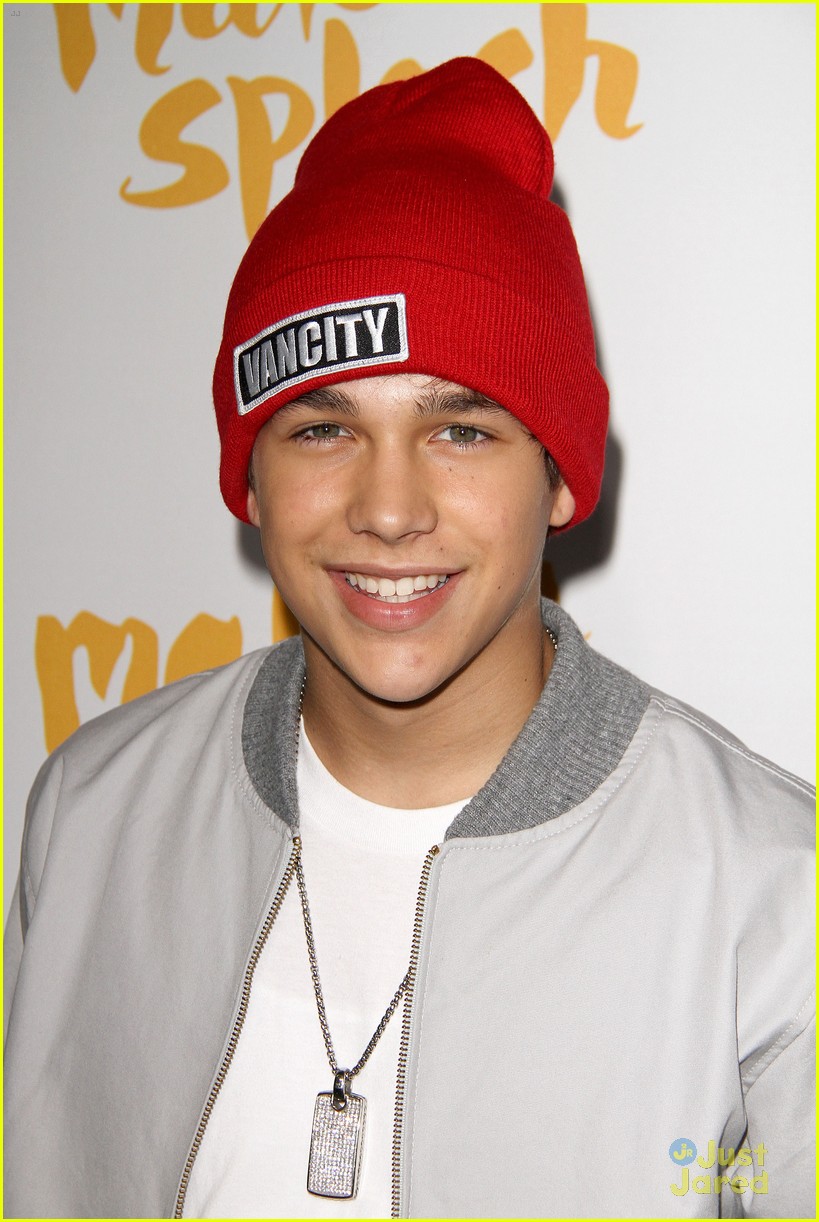 General photo of Austin Mahone