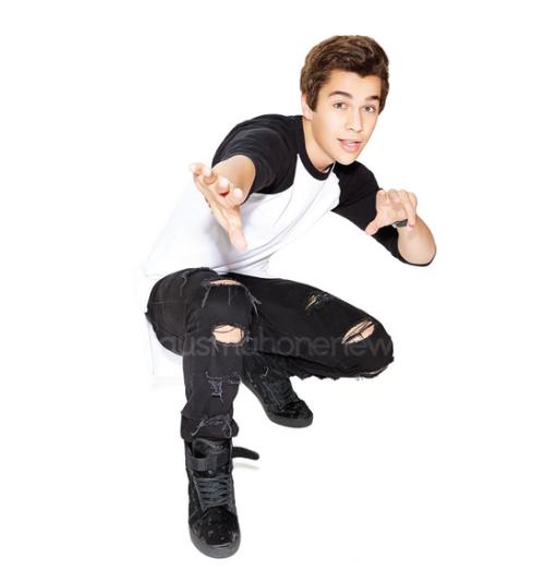 General photo of Austin Mahone