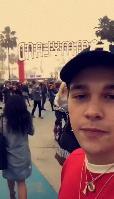 General photo of Austin Mahone