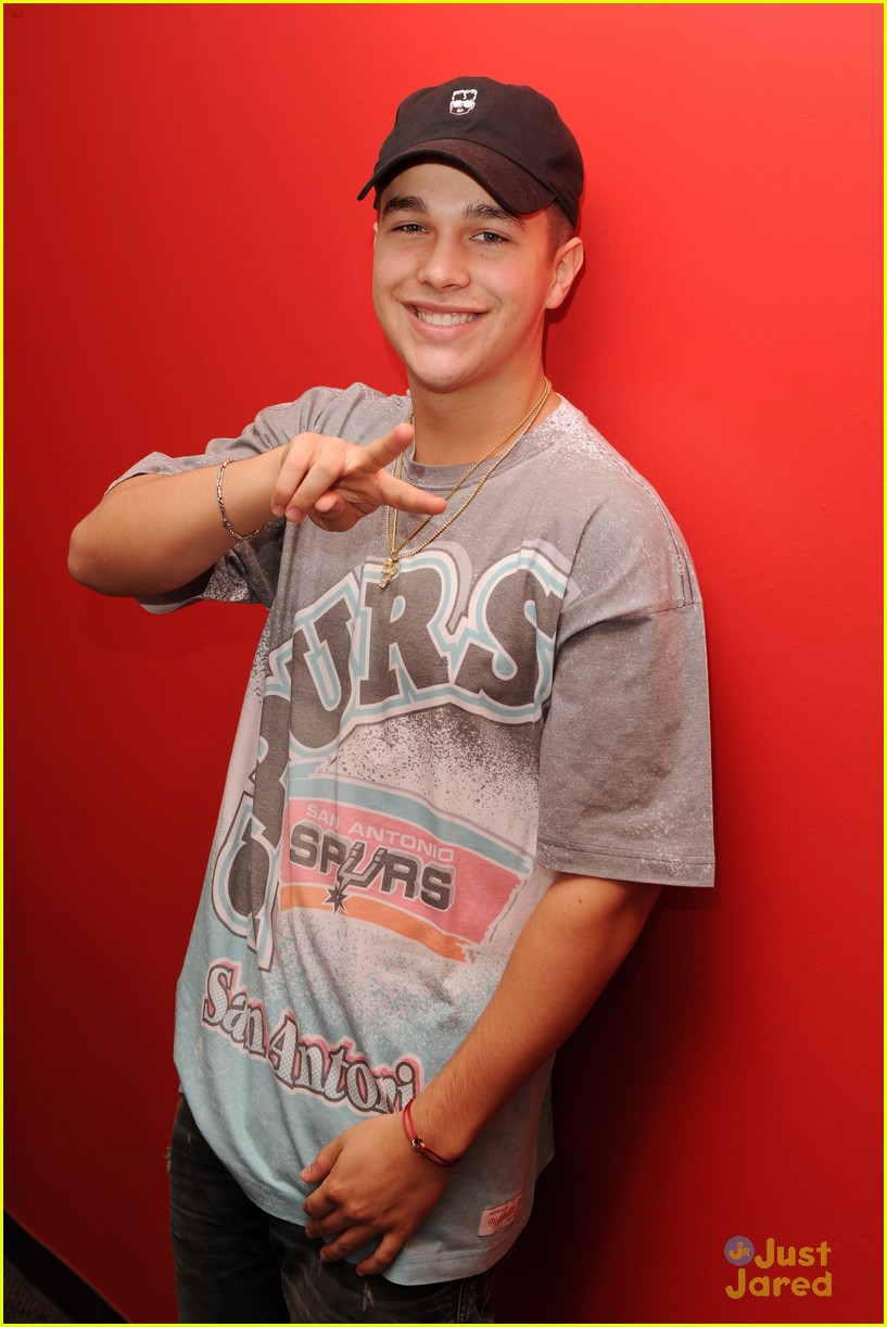 General photo of Austin Mahone