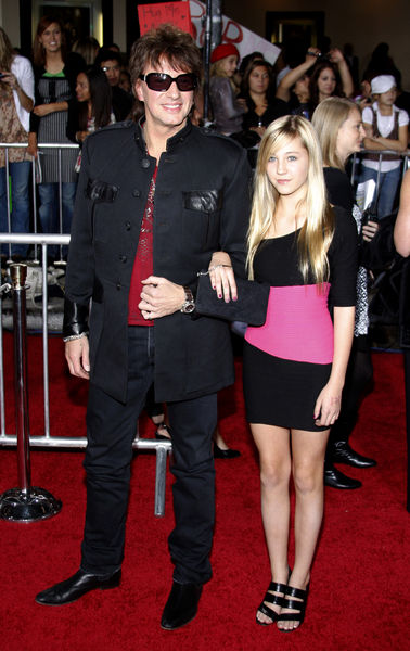 General photo of Ava Sambora