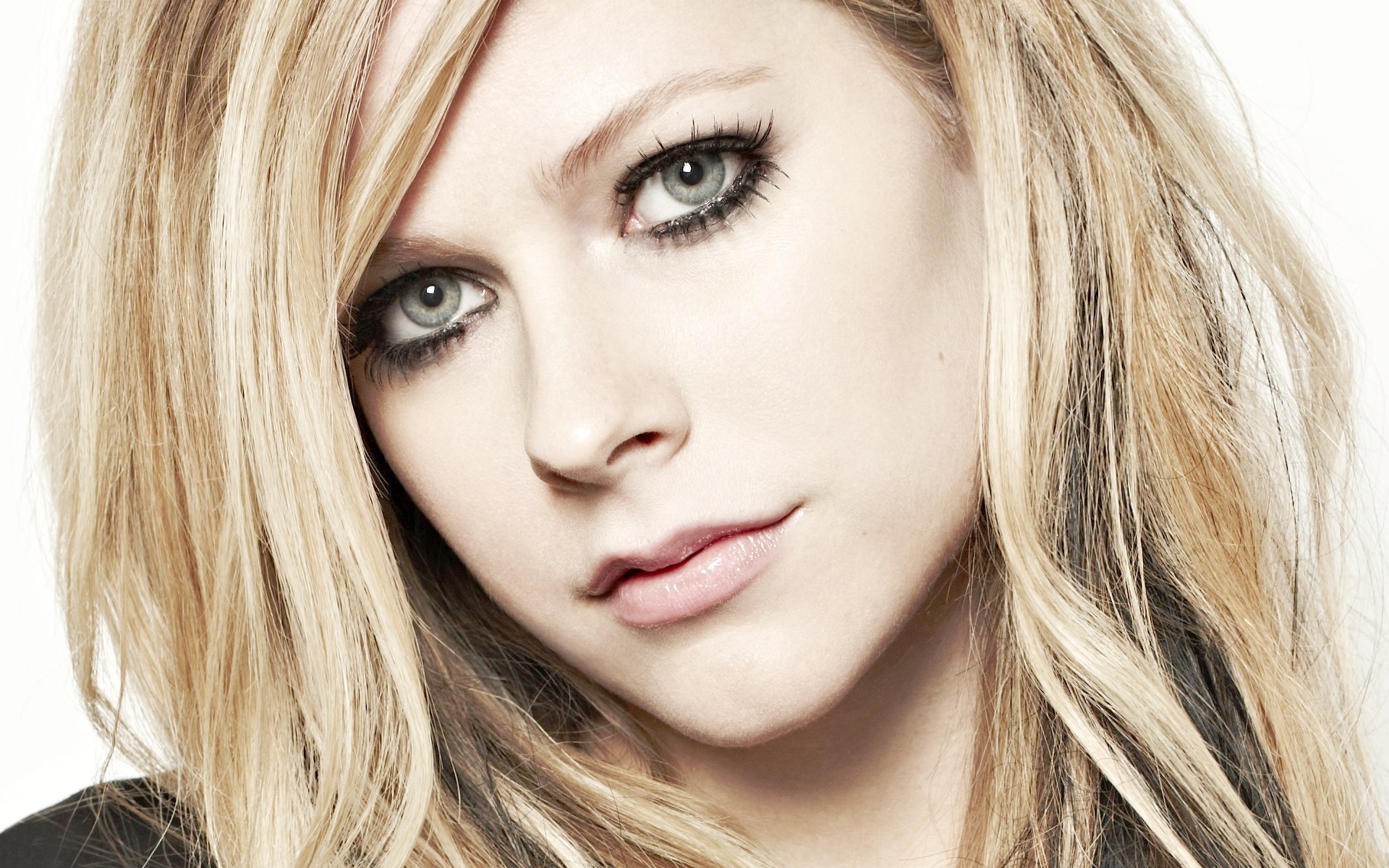 General photo of Avril Lavigne