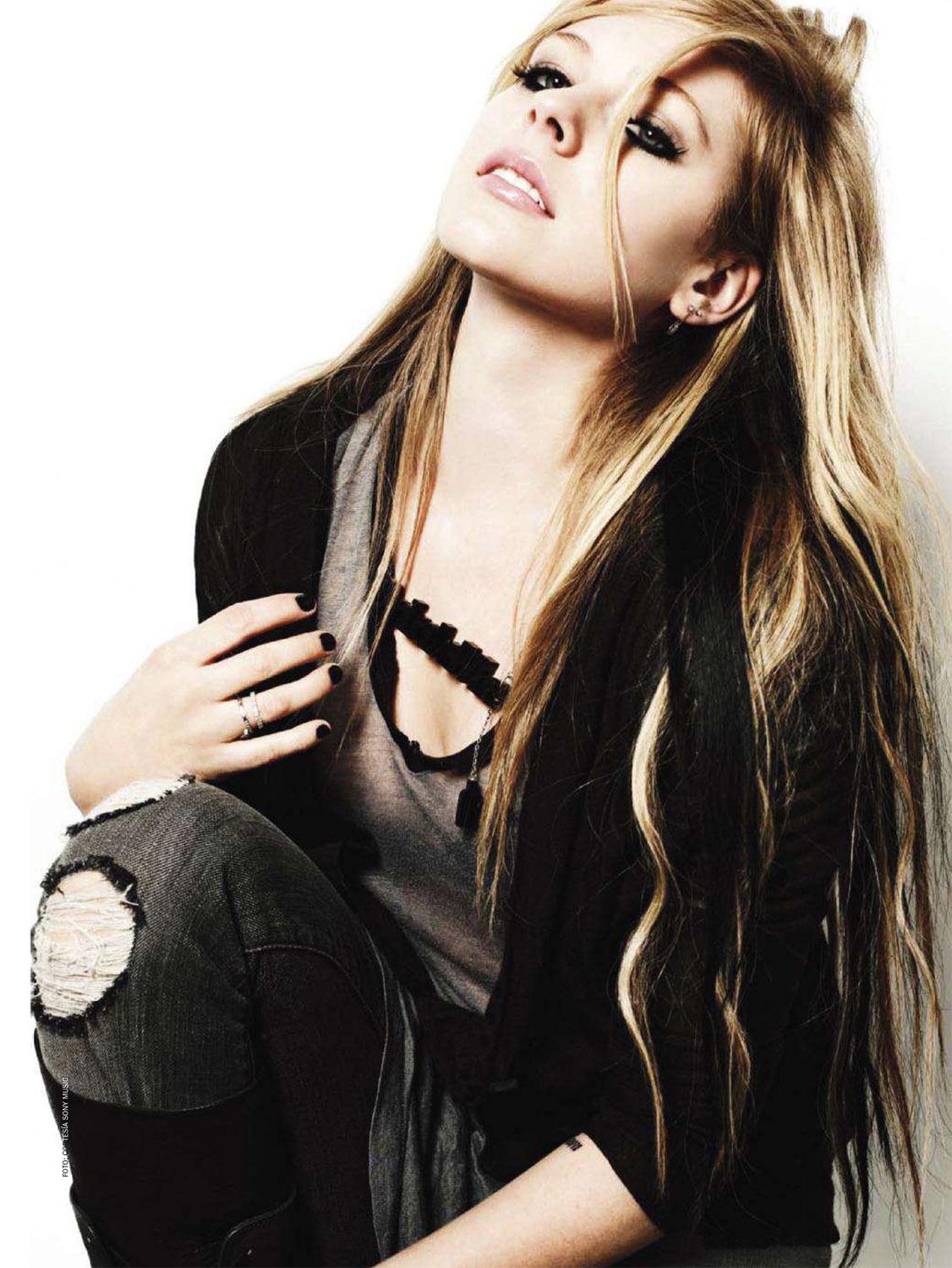 General photo of Avril Lavigne