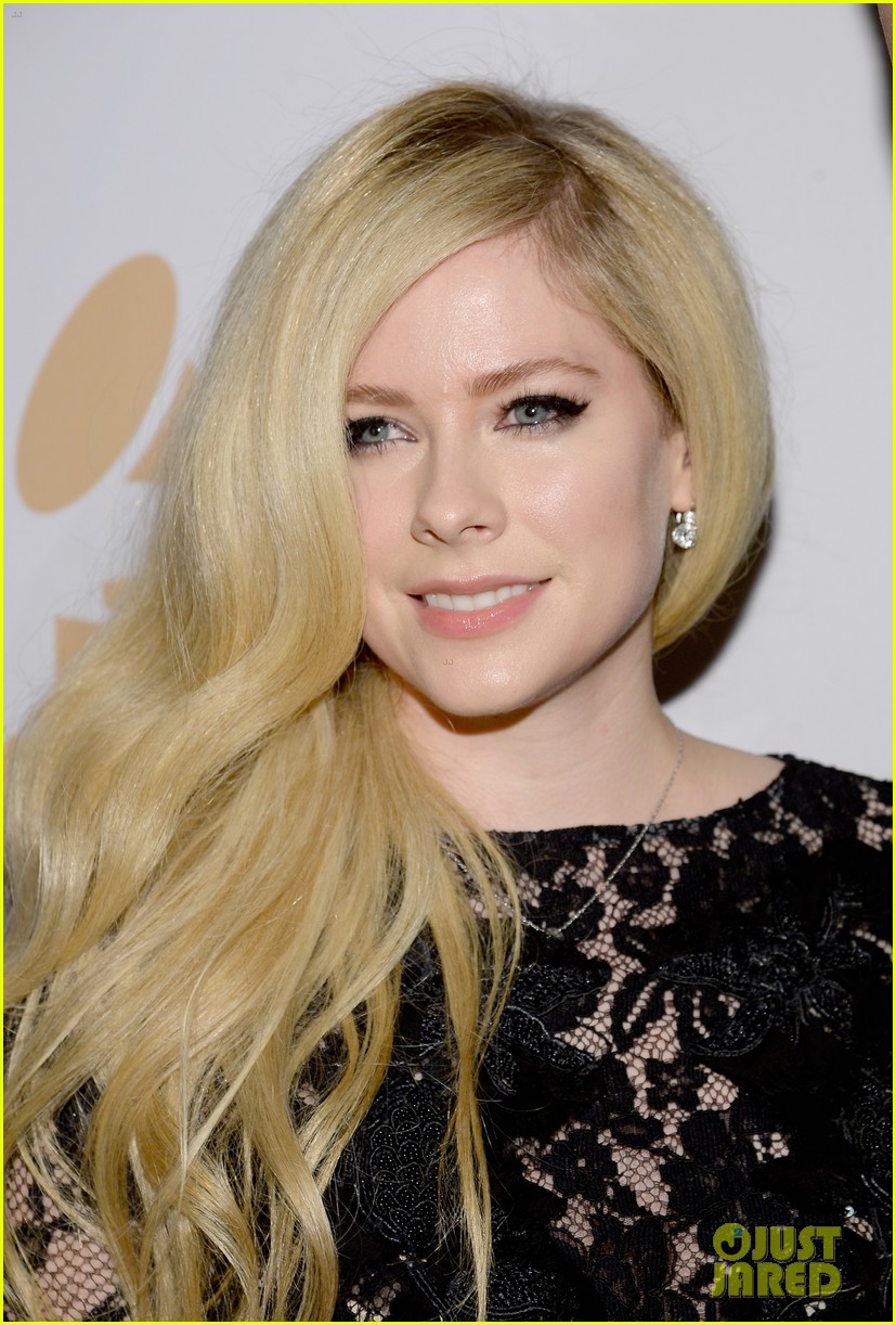 General photo of Avril Lavigne