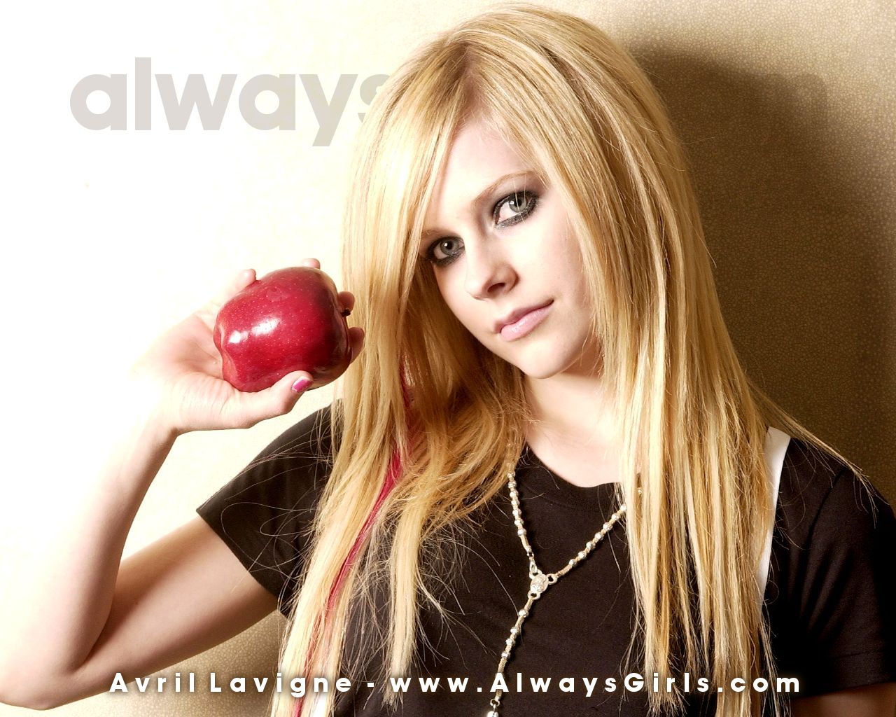 General photo of Avril Lavigne