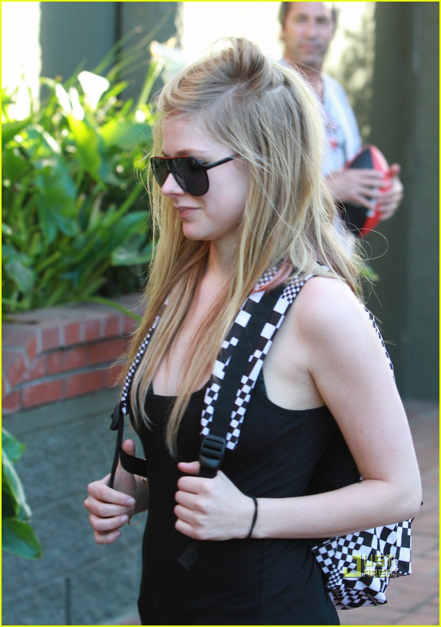 General photo of Avril Lavigne