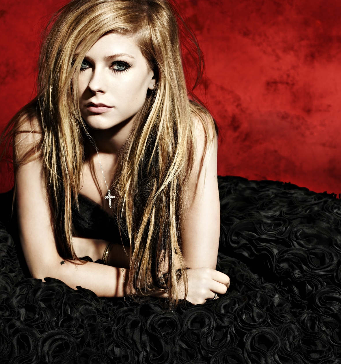 General photo of Avril Lavigne